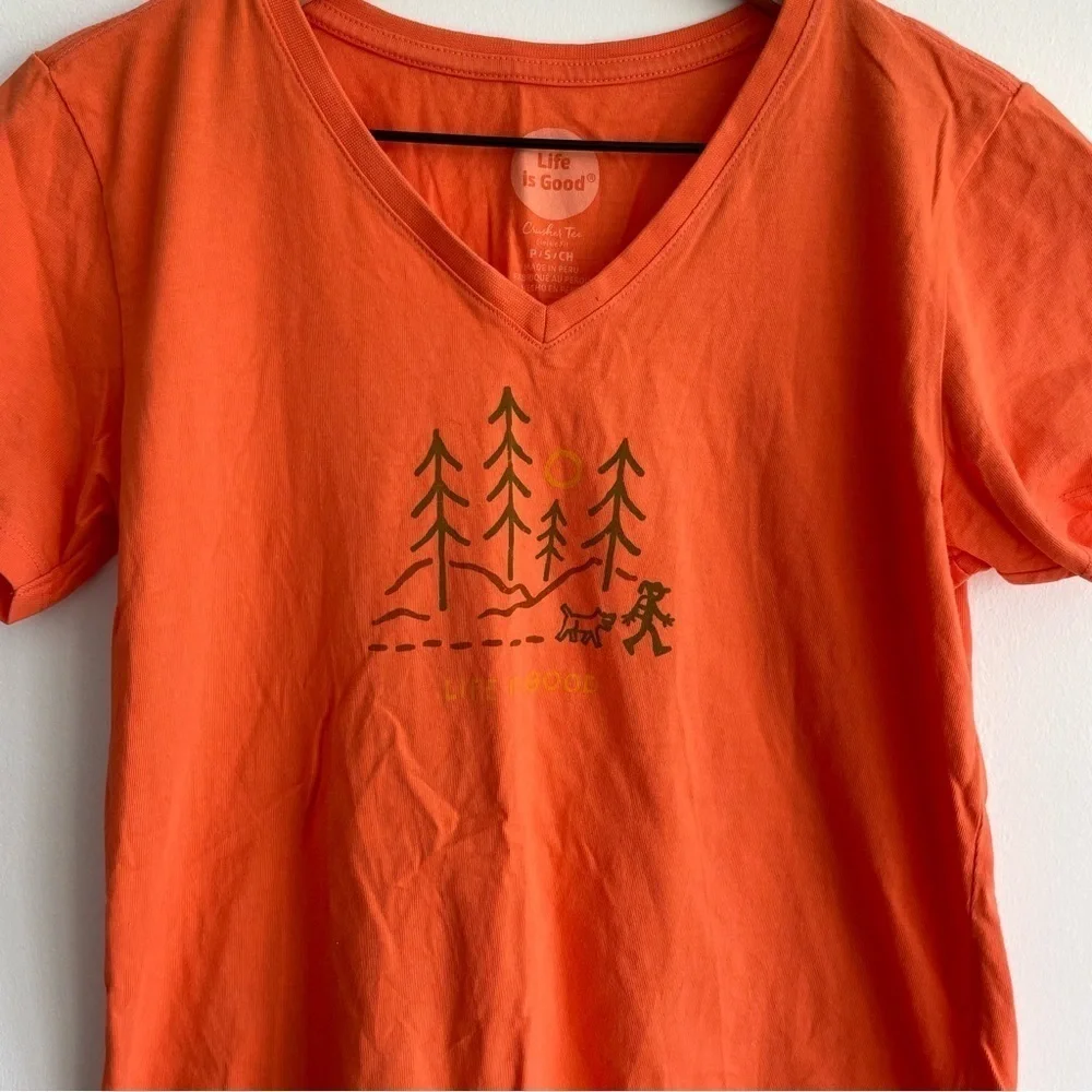Life is Good Women's Crusher T-Shirt Classic Fit V Neck Peach Orange Size Small - Picture 3 of 6